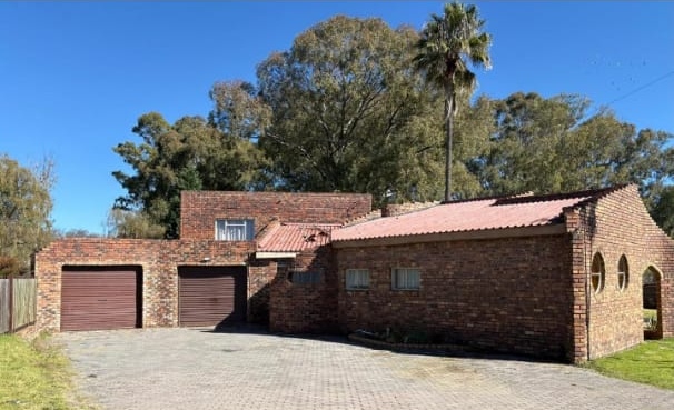 4 Bedroom Property for Sale in Heilbron Free State